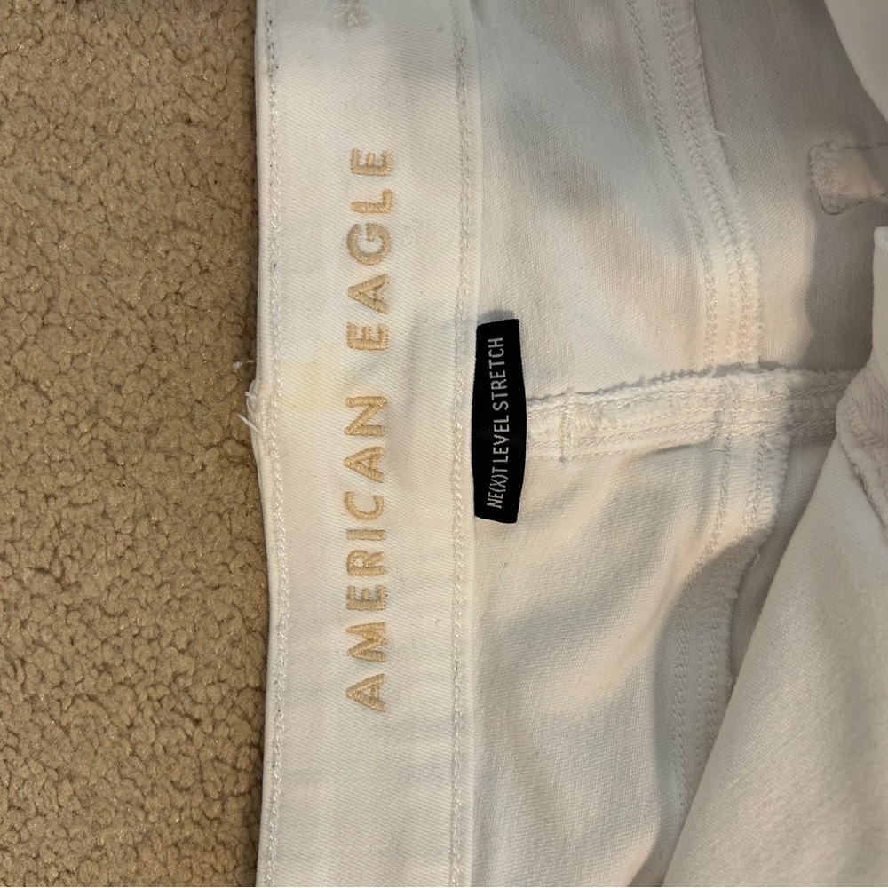 American Eagle Outfitters White Distressed Jean Shorts - Picture 3 of 5